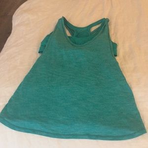 lululemon tank with built in bra size 8